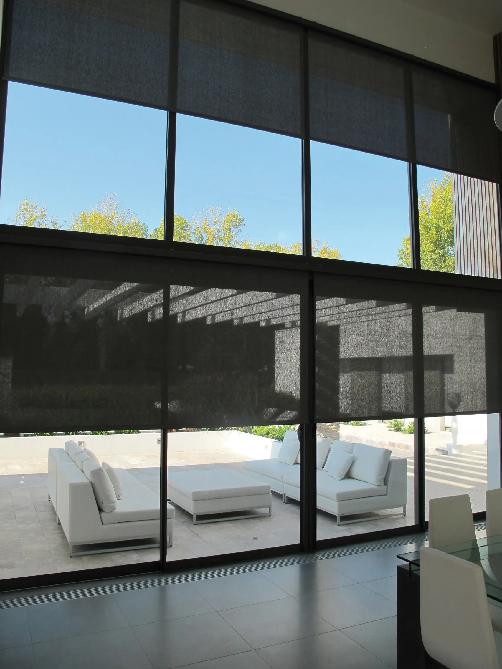 Réalisation de stores par Espace alu, entreprise Espace alu, entreprise de menuiserie à Saint-Gilles-Croix-de-Vie