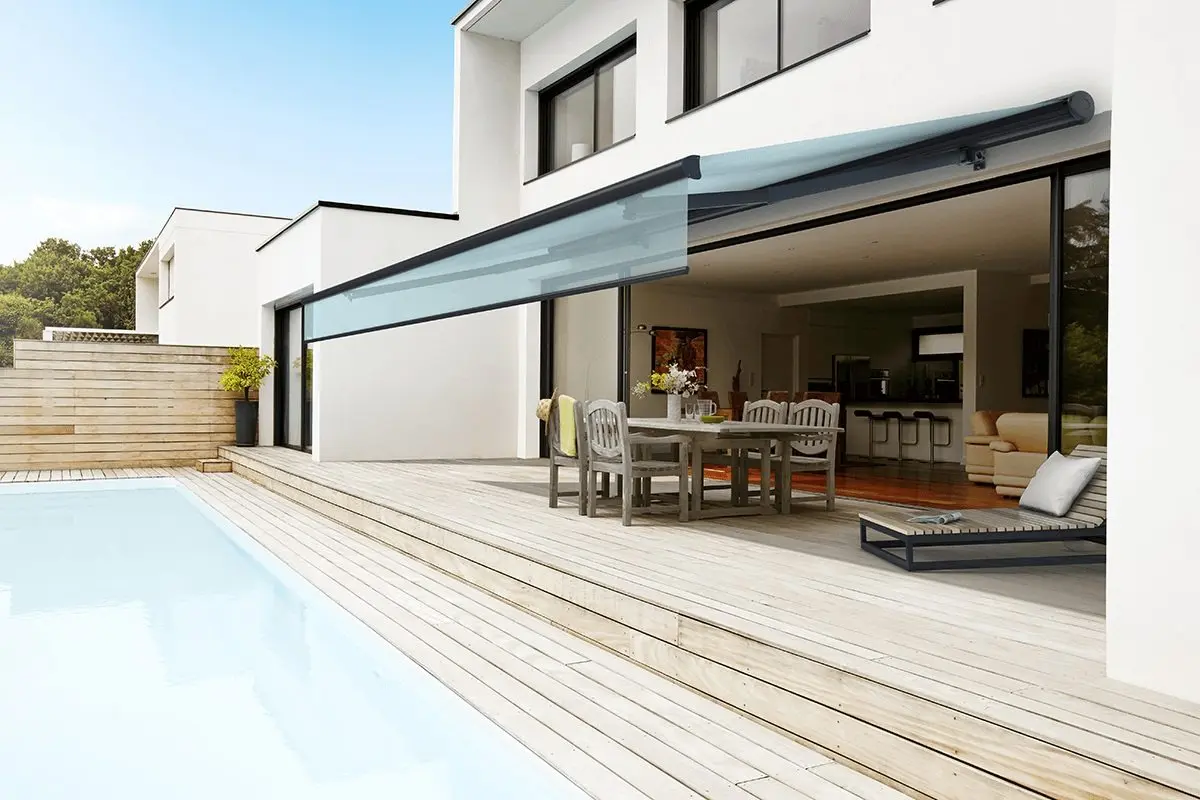 Réalisation de stores par Espace alu, entreprise Espace alu, entreprise de menuiserie à Saint-Gilles-Croix-de-Vie