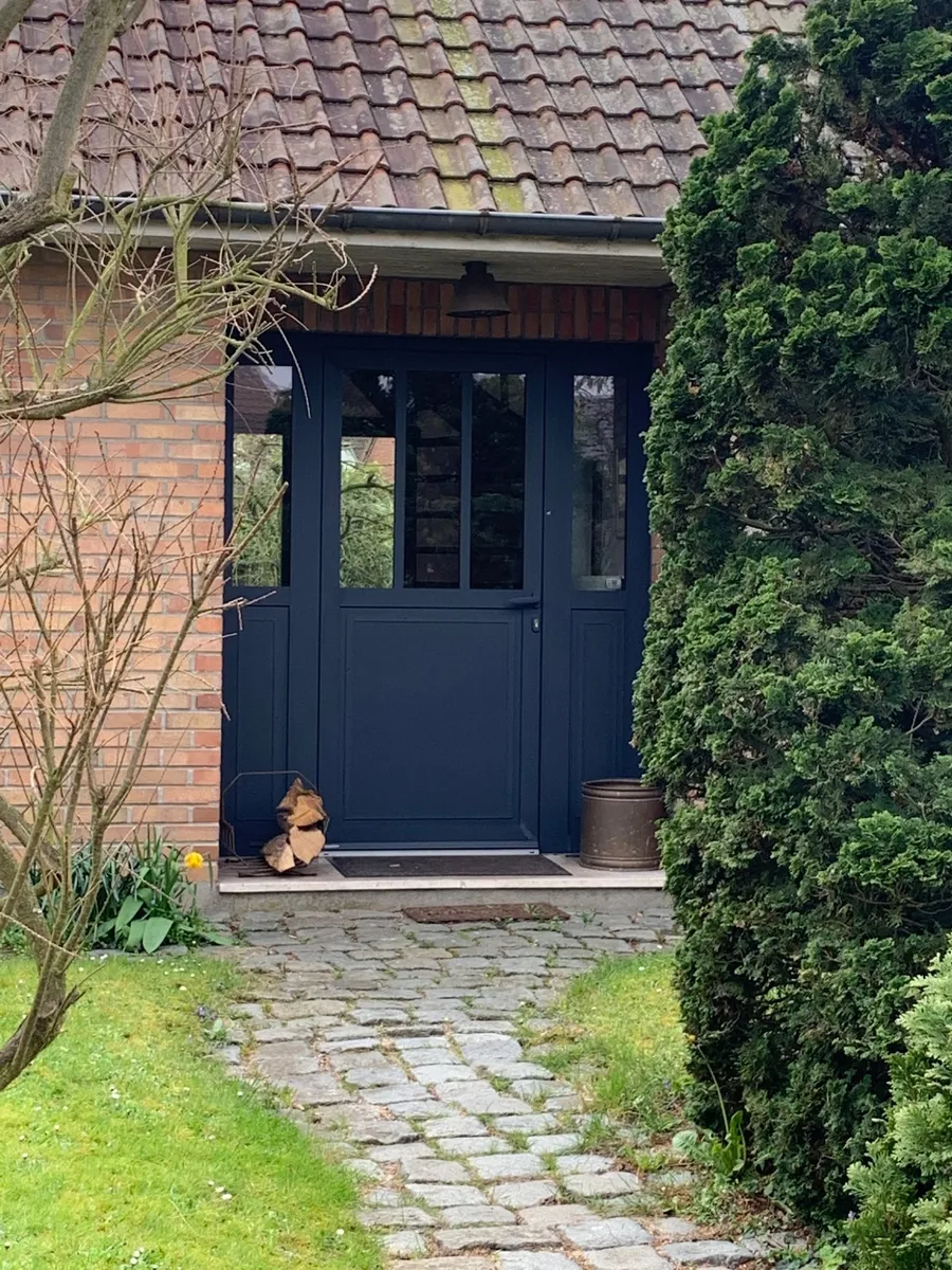 realisation-portes-espace-alu-entreprise-menuiserie-saint-gilles-croix-de-vie (2)