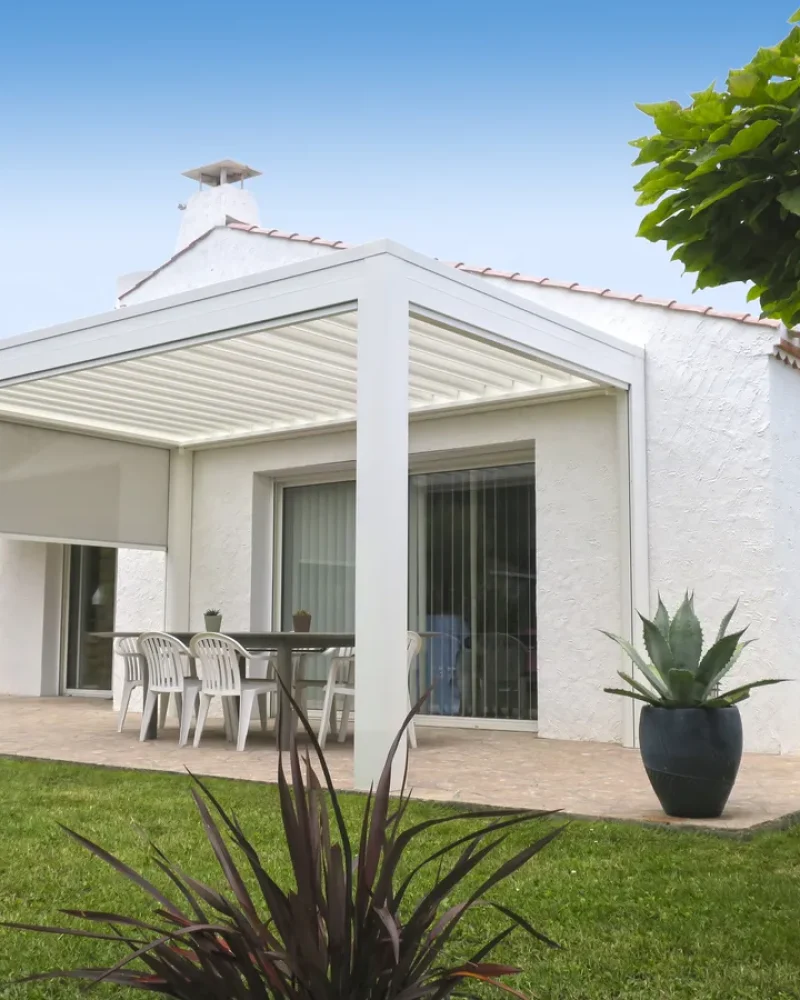 Réalisation de pergolas par Espace alu, entreprise Espace alu, entreprise de menuiserie à Saint-Gilles-Croix-de-Vie