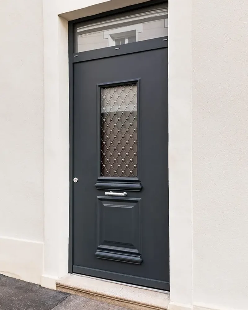 Réalisation de portes par Espace alu, entreprise Espace alu, entreprise de menuiserie à Saint-Gilles-Croix-de-Vie