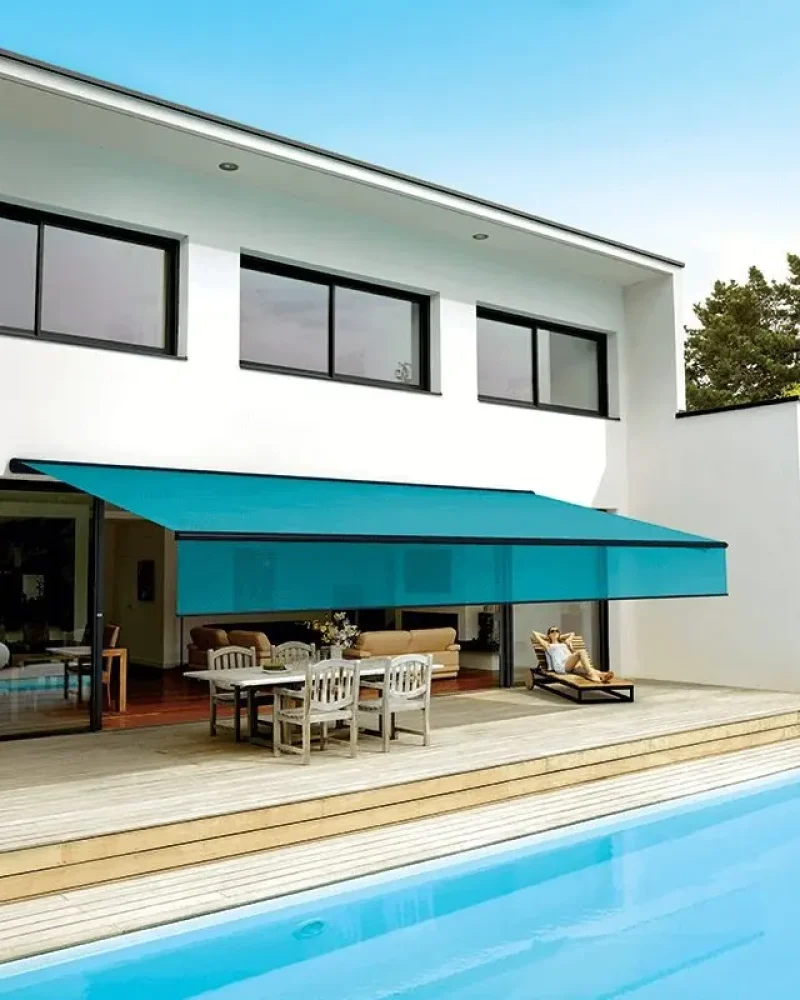 Réalisation de stores par Espace alu, entreprise Espace alu, entreprise de menuiserie à Saint-Gilles-Croix-de-Vie