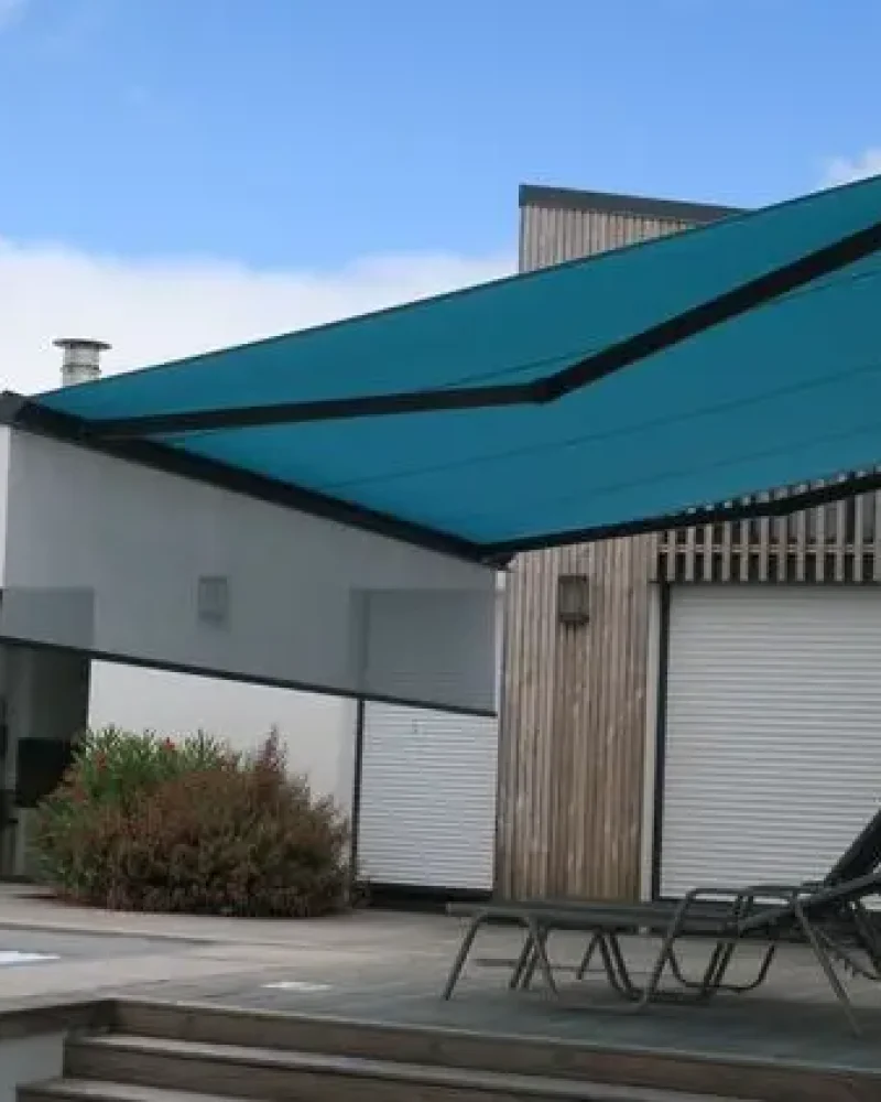 Réalisation de stores par Espace alu, entreprise Espace alu, entreprise de menuiserie à Saint-Gilles-Croix-de-Vie