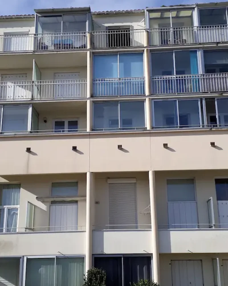 realisation-veranda-balcon-saint-gilles-croix-de-vie (1)